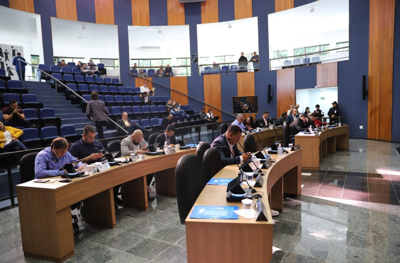 Plenário da Câmara de São José dos Pinhais (Foto: Ascom/CMSJP)