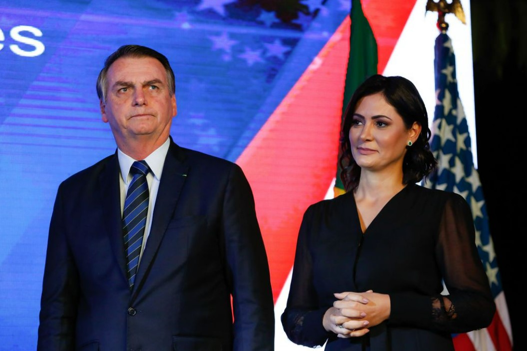 Jair Bolsonaro e Michelle (Foto: Yandex)