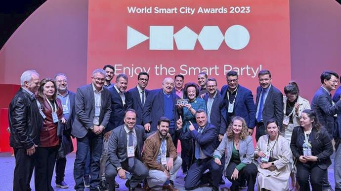 Rafael Greca na premiação do World Smart City Awards em Barcelona (ESP). Foto: Divulgação